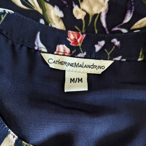 Floral Catharine Malandrino Dress with Cinch Waist and Button Detail - Picture 8 of 9